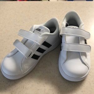 Toddlers adidas baseline shoes